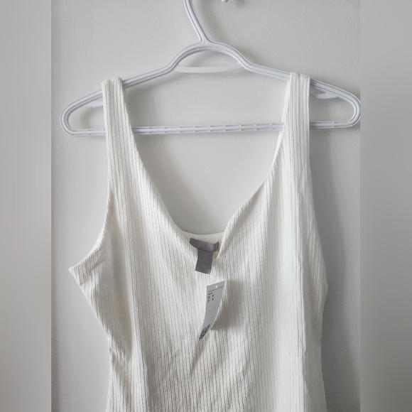 Brand new with tags - H&M ribbed tank in white - Picture 3 of 3